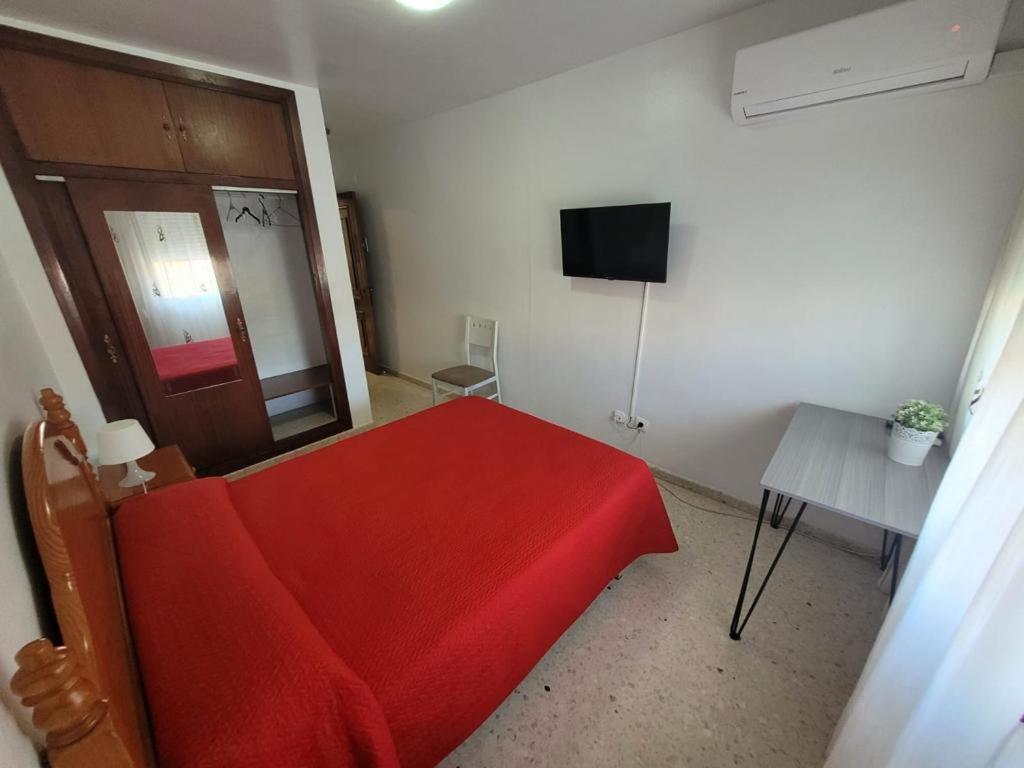 Hostal Mediterraneo Torre Del Mar Exterior photo