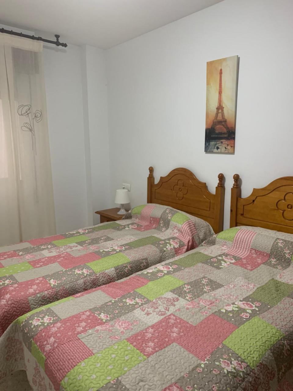 Hostal Mediterraneo Torre Del Mar Exterior photo